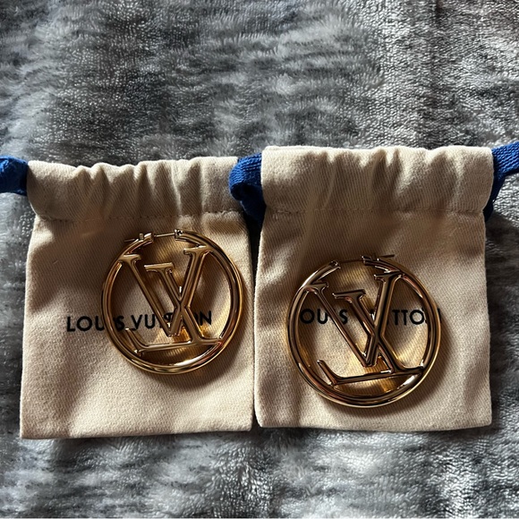 LOUIS VUITTON HOOP EARRINGS CIRCLE LV LOGO GM - Picture 5 of 8